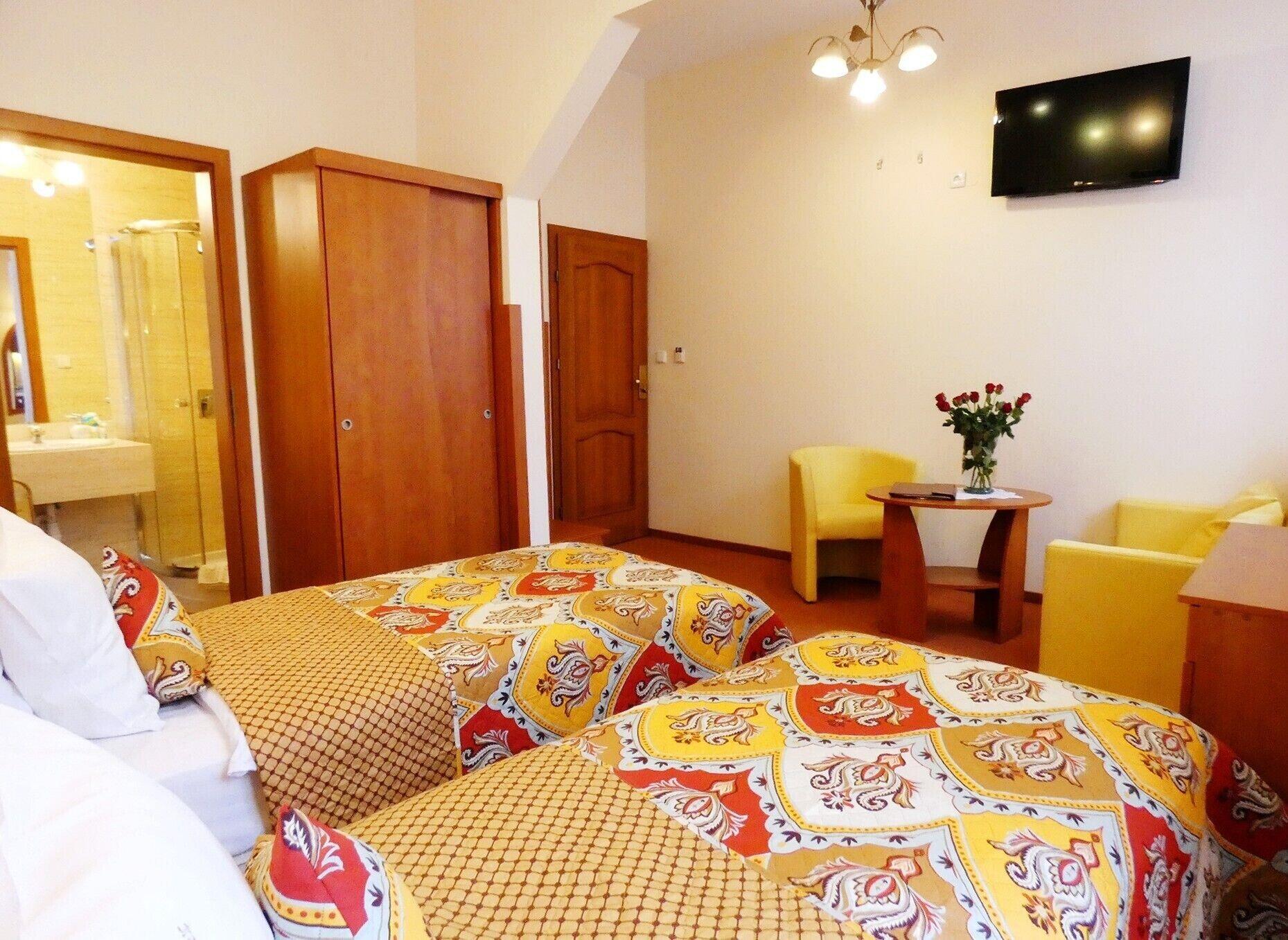 Aparthotel Adler Cracovie Extérieur photo