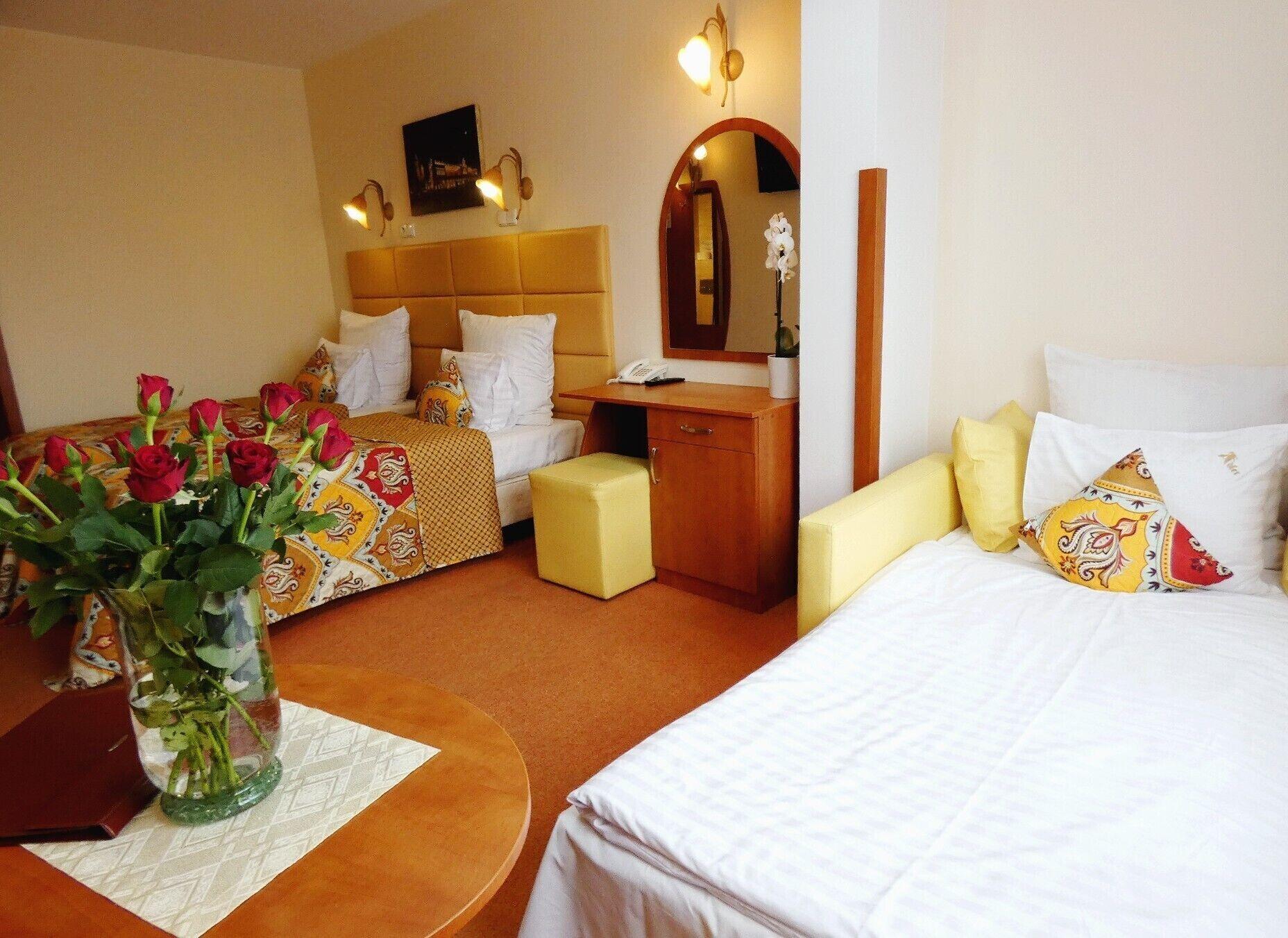 Aparthotel Adler Cracovie Extérieur photo