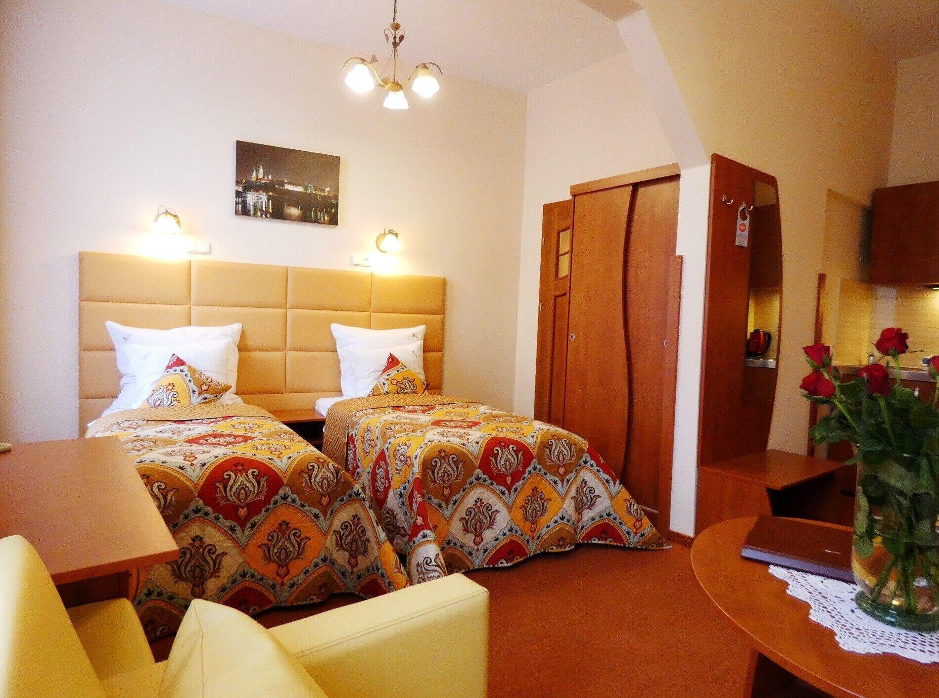 Aparthotel Adler Cracovie Extérieur photo