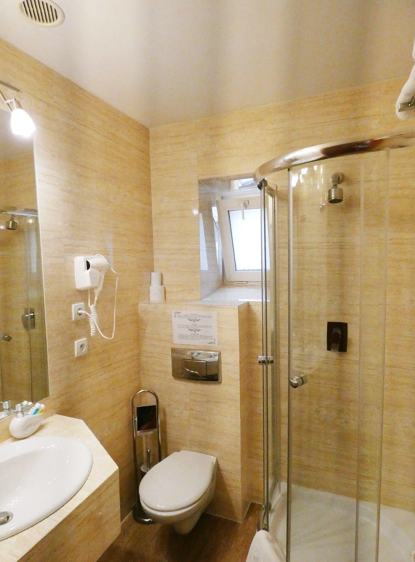 Aparthotel Adler Cracovie Extérieur photo