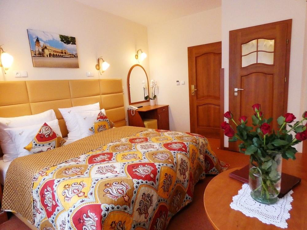 Aparthotel Adler Cracovie Extérieur photo